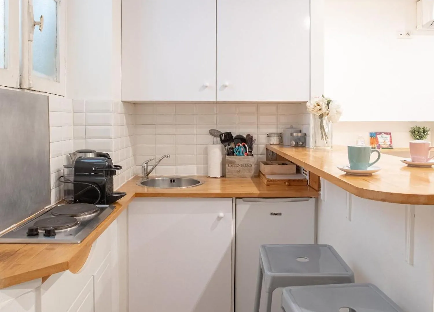 Apartment Sublime Appartement 5 Mins A Pied Du Palais Des Festivals By Halldis Cannes